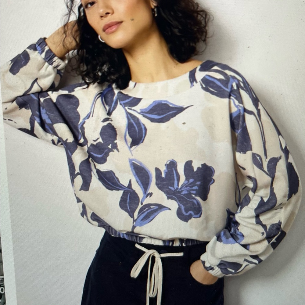 Evereve XS Lana floral sweatshirt